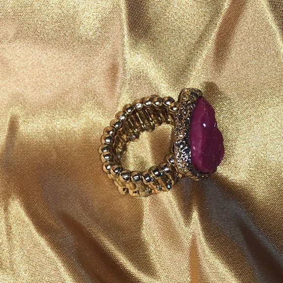 Pink stone ring - Picture 3 of 3